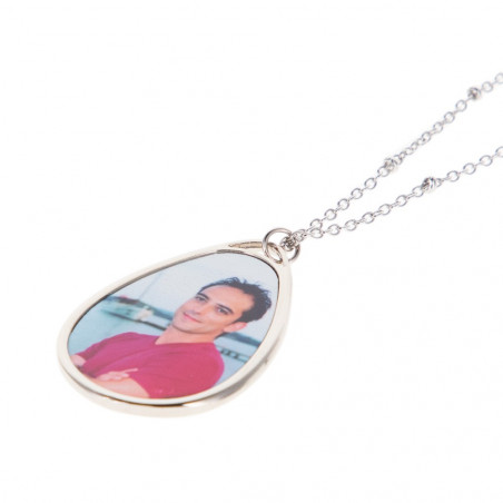 Collana a forma di ovale Collana a forma di ovale