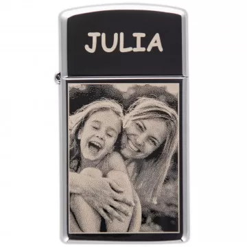 Zippo argento sottile leggero inciso