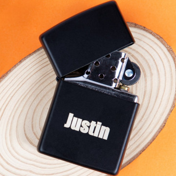 Accendino Zippo inciso nero | Zippo personalizzato