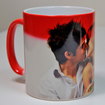 Tazza rossa magica personalizzata con foto