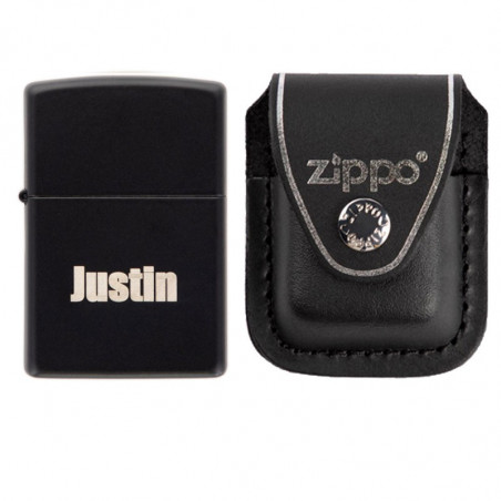 Zippo nero inciso con custodia Zippo nero inciso con custodia