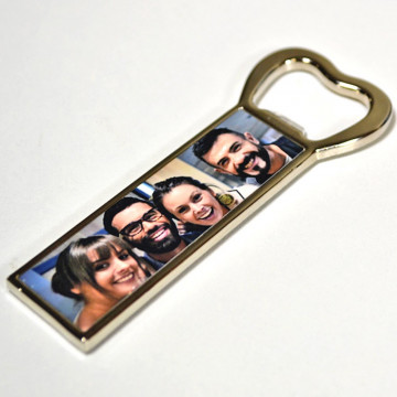 Apribottiglie magnetico in metallo da personalizzare