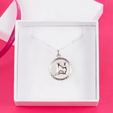 Collana in argento con segno zodiacale Acquario con incisione di testo