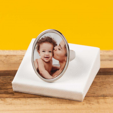Anello in metallo ovale con foto stampata