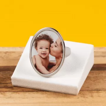 Anello in metallo ovale con foto stampata