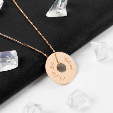 Collana a disco placcato oro 18 carati con testo inciso
