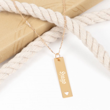 Collana personalizzata con placca verticale placcata in oro con testo