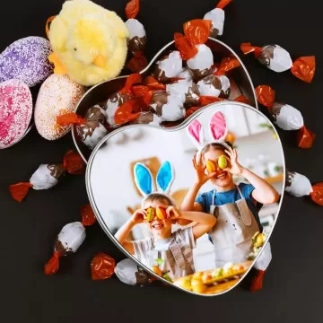Scatola di cioccolatini cuore personalizzata con Kinder Schoko-bons