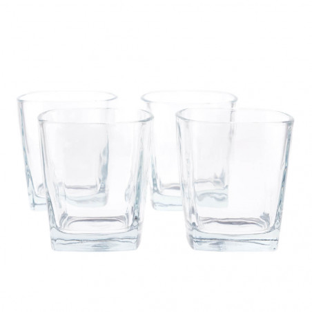 4 bicchieri di whisky