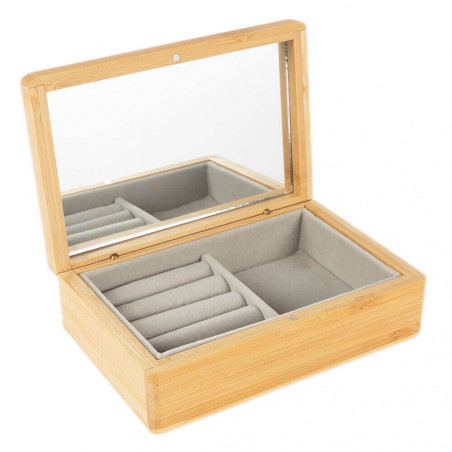 Interno della scatola di gioielli in legno Interno della scatola di gioielli in legno