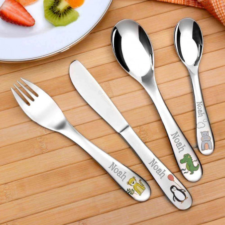 Cassa in acciaio per bambini con incisione di nome Cassa in acciaio per bambini con incisione di nome