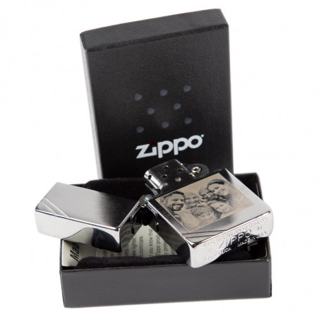 Zippo con replica a benzina in scatola con zip Zippo con replica a benzina in scatola con zip