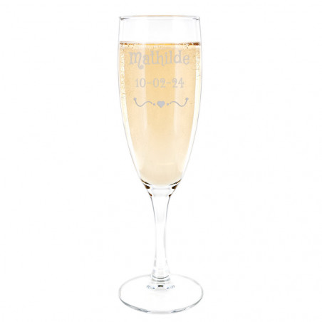 Flute da champagne con design a cuore Flute da champagne con design a cuore