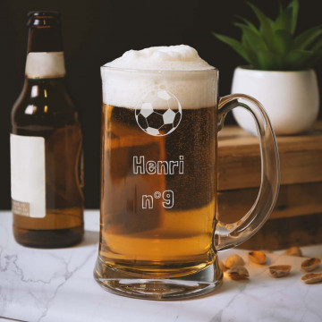 Boccale di birra personalizzato |Incisione di testi e disegni