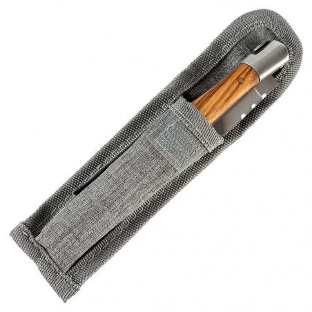 Personalizzazione del coltello di cenere e sacchetto Personalizzazione del coltello di cenere e sacchetto