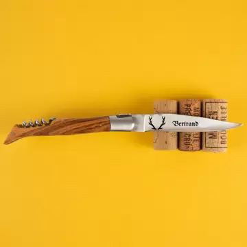 Coltello personalizzato con cavatappi e design naturale