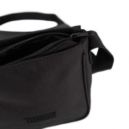 Interno del nero besace Interno del nero besace