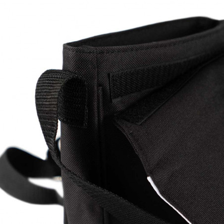 All'interno dello schema cardiaco besace All'interno dello schema cardiaco besace