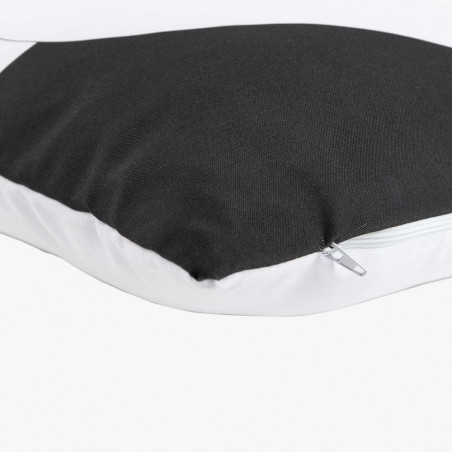 Dettaglio cuscino amo nero Dettaglio cuscino amo nero