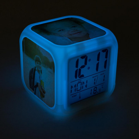 Sveglia con luce notturna da personalizzare Sveglia con luce notturna da personalizzare