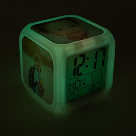 Sveglia con luce notturna con foto stampata Sveglia con luce notturna con foto stampata
