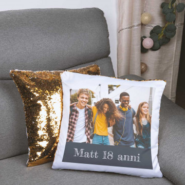 Cuscino personalizzato con paillettes dorate e foto stampata