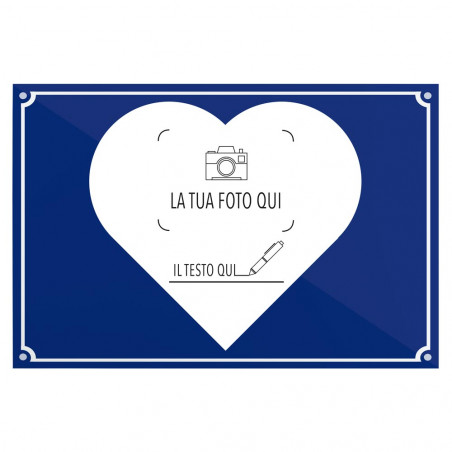 Foto del cartello stradale a forma di cuore Foto del cartello stradale a forma di cuore