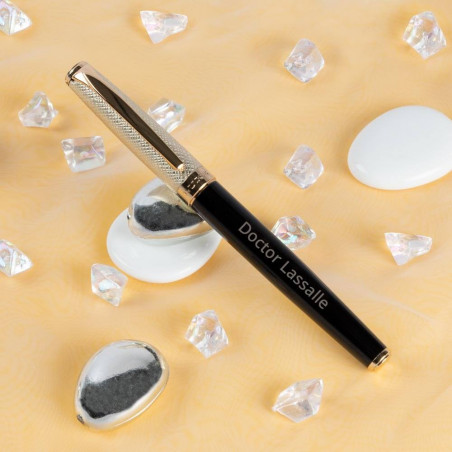 Personalizzazione penna nero e oro Personalizzazione penna nero e oro