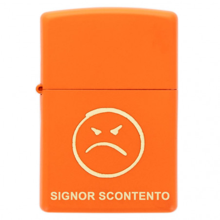 Design originale o incisione di testo su zippo arancione Design originale o incisione di testo su zippo arancione