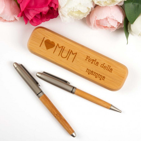 Scatola di penna incisa