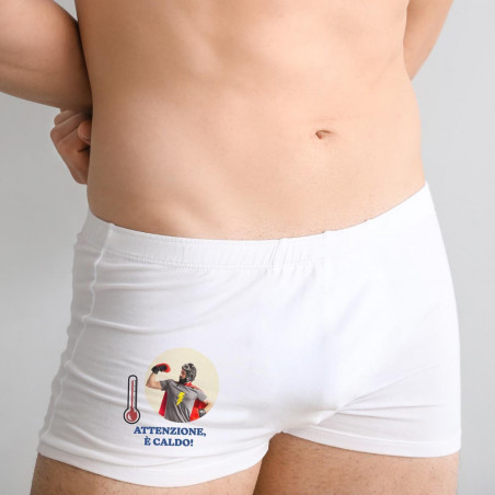 Boxer "Attenzione, e caldo"