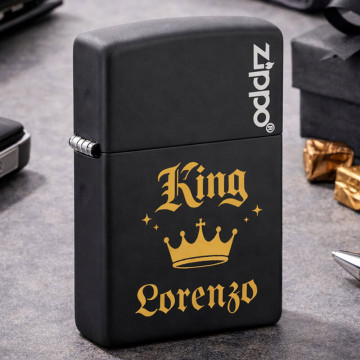 Accendino Zippo nero con incisione “papà”