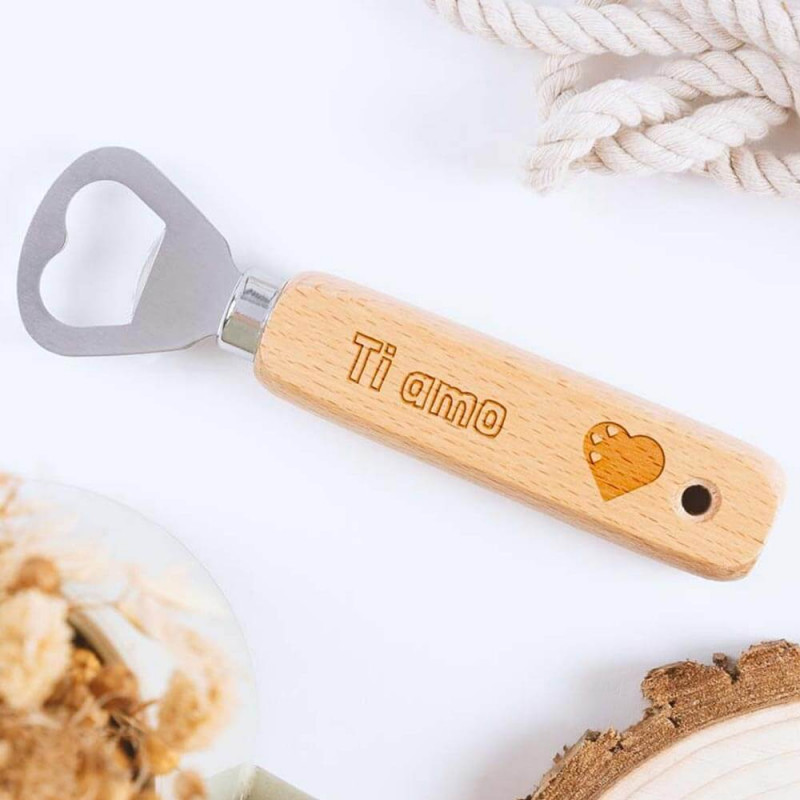 Apribottiglie legno inciso