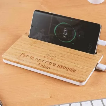 Caricatore smartphone bambù inciso