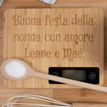 Bilancia da cucina incisa in bambù