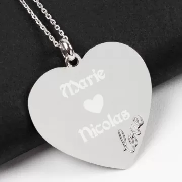 Collana cuore Love in argento incisa
