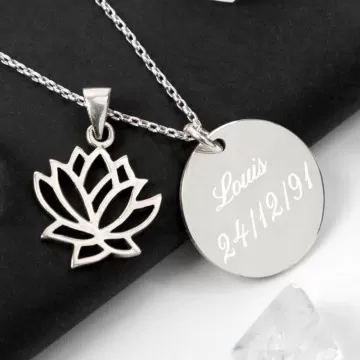 Collana fiore di loto incisa