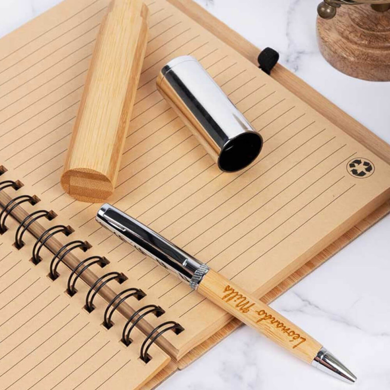 Penna in bambù con astuccio personalizzata