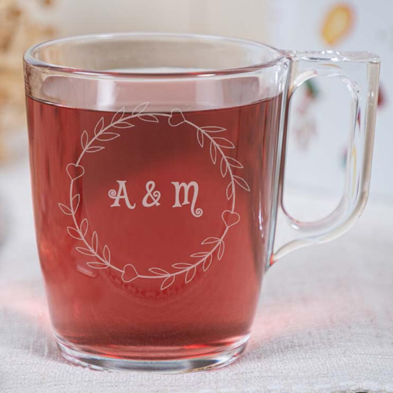 Tazza da tè con cornice a cuore personalizzata