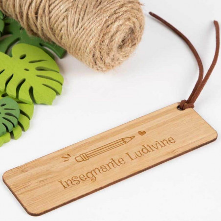 Segnalibro insegnante in legno personalizzato