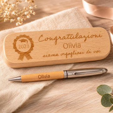 Set di penne in legno per congratulazioni