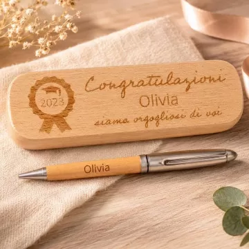 Set di penne in legno per congratulazioni
