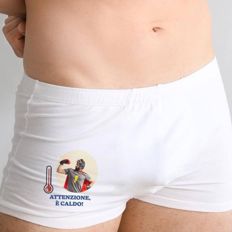 Boxer "Attenzione, e caldo"