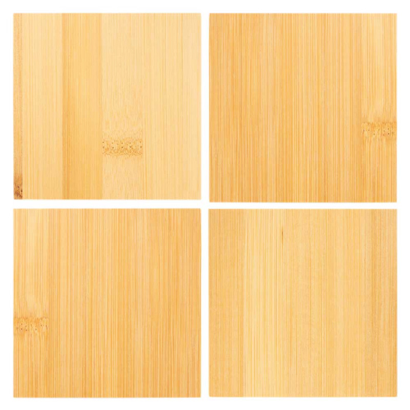 Set di 4 sottobicchieri in legno incisi