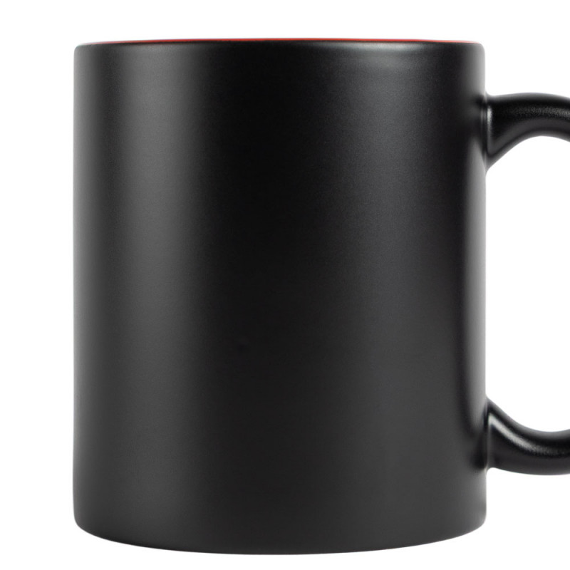 Tazza nera e rossa incisa